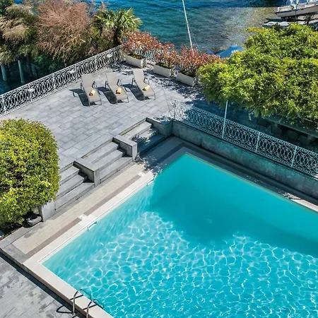 Villa Sleeps 14 Pool Air Con Wifi *